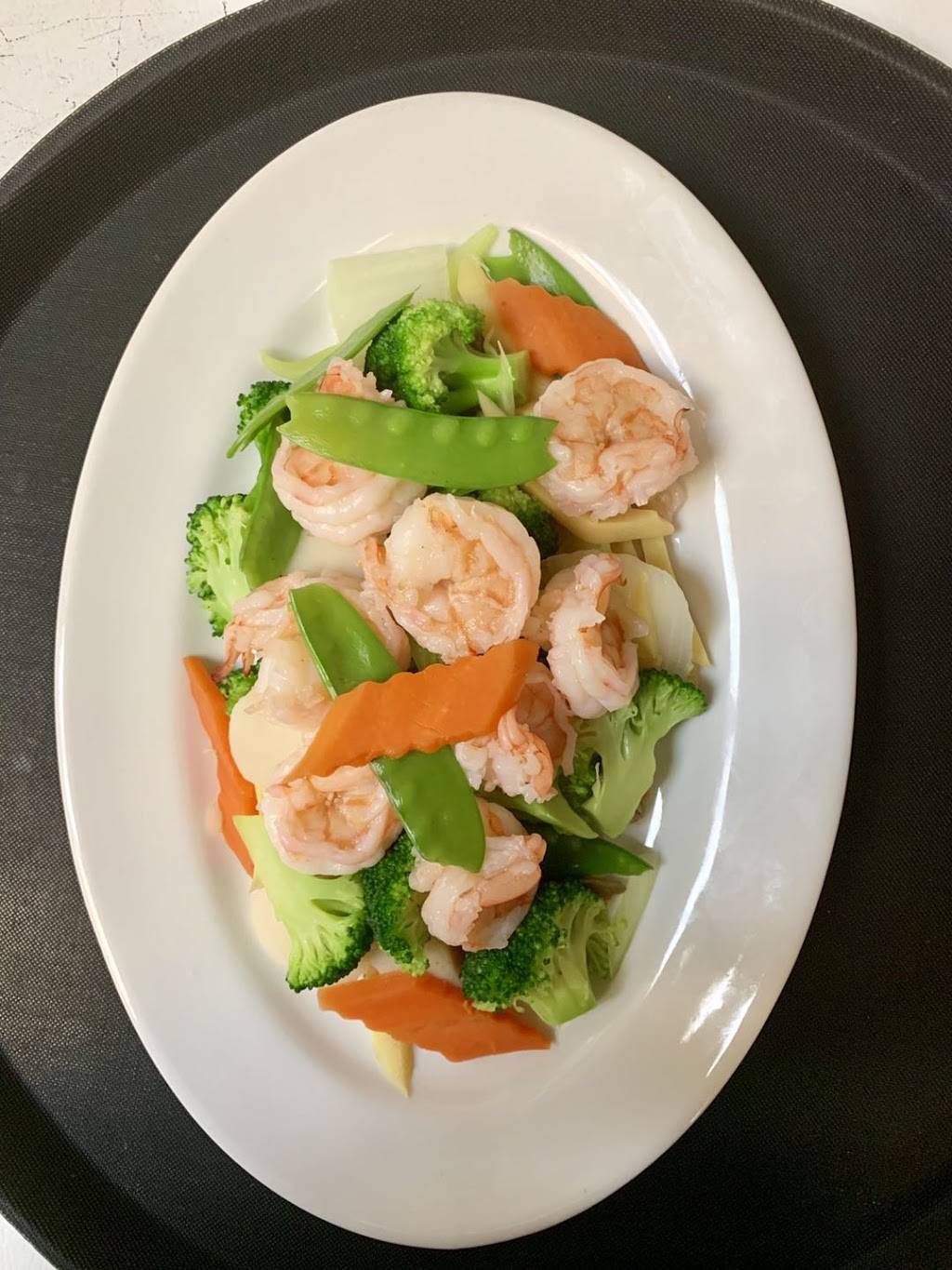 New Chopsticks | restaurant | 1764, 1021 16th Ave, Monroe, WI 53566, USA | 6083297900 OR +1 608-329-7900