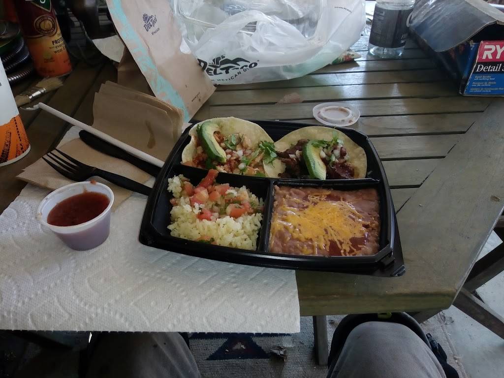Del Taco | meal takeaway | 19644 Vanowen St, Reseda, CA 91335, USA | 8183453376 OR +1 818-345-3376