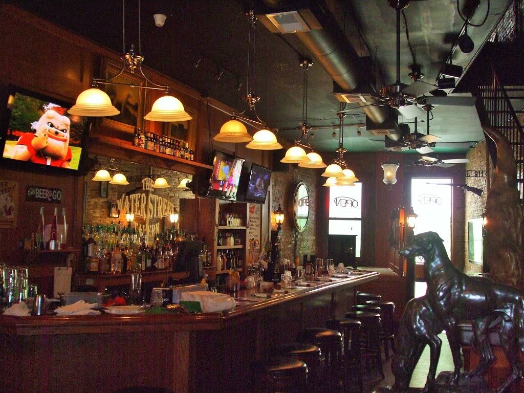 The Water Street Tavern | restaurant | 102 Water St, Baltimore, MD 21202, USA | 4106059495 OR +1 410-605-9495