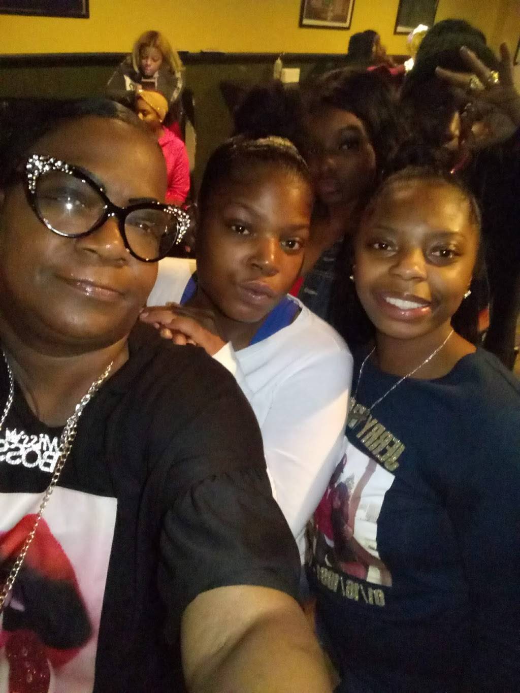 All City Sports Bar & Grille | restaurant | 1698 Mahoning Ave, Youngstown, OH 44509, USA | 3303333525 OR +1 330-333-3525