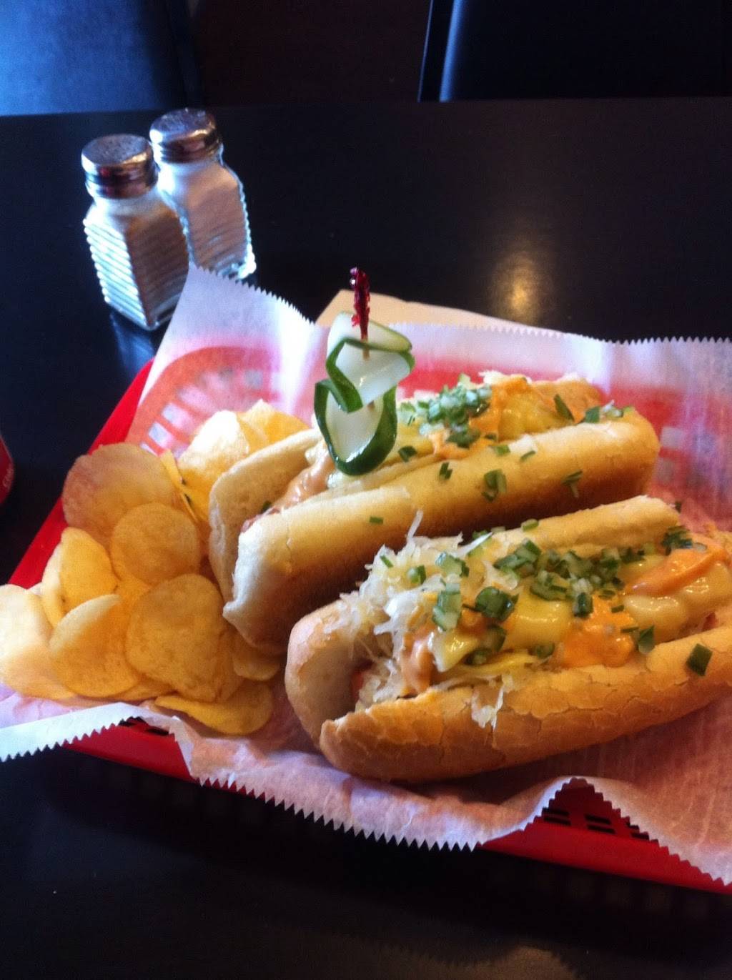 Grano Arso | restaurant | 6 Main St, Chester, CT 06412, USA | 8603223143 OR +1 860-322-3143