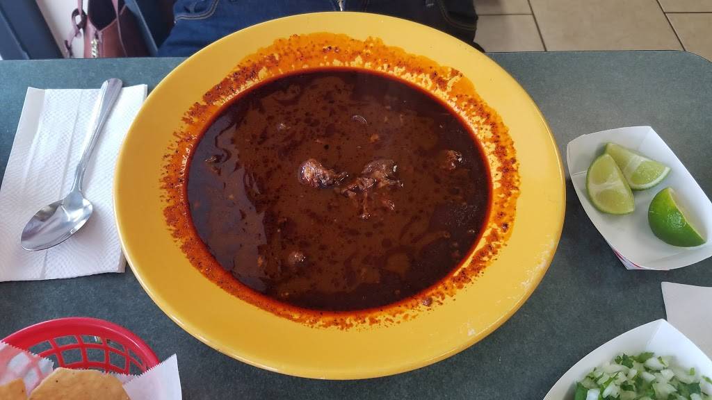 Birrieria Las Marias | restaurant | 4819 N 83rd Ave, Phoenix, AZ 85033, USA | 6233744264 OR +1 623-374-4264