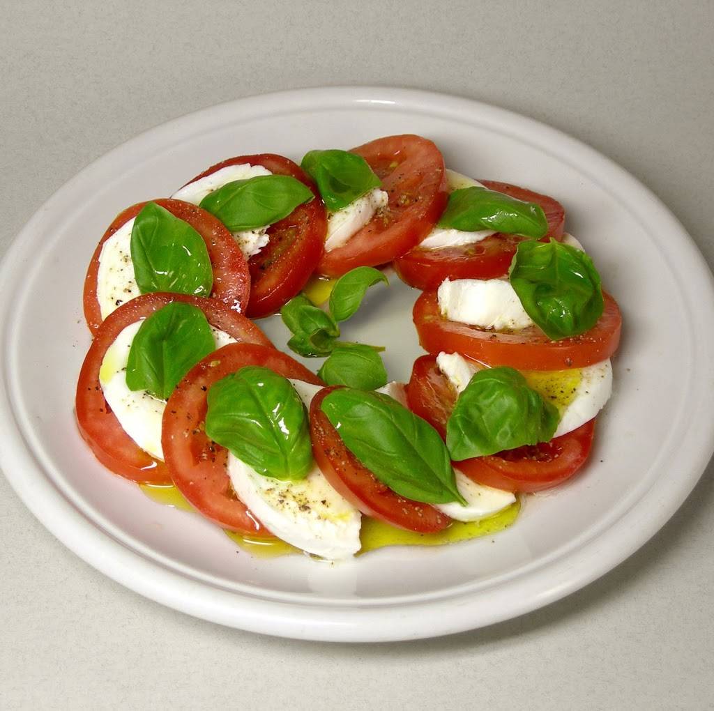 Constantines Pizza House | restaurant | 2032 S Ridgewood Ave, South Daytona, FL 32119, USA | 3864923109 OR +1 386-492-3109