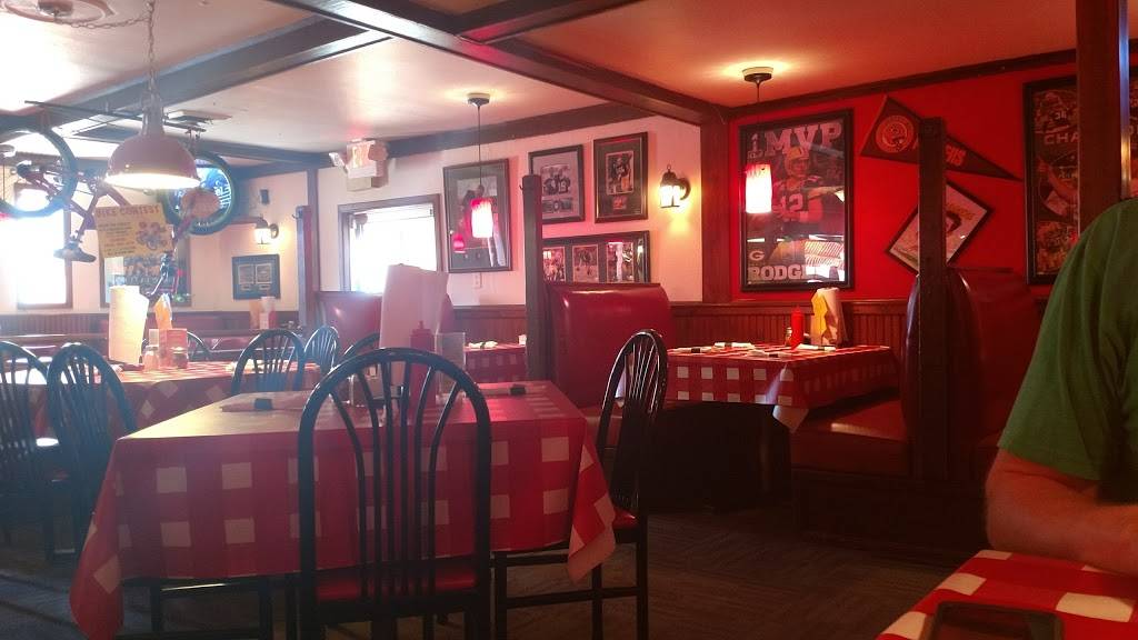 Players Pizza & Pub | restaurant | 556 W 5th Ave, Oshkosh, WI 54902, USA | 9203031400 OR +1 920-303-1400