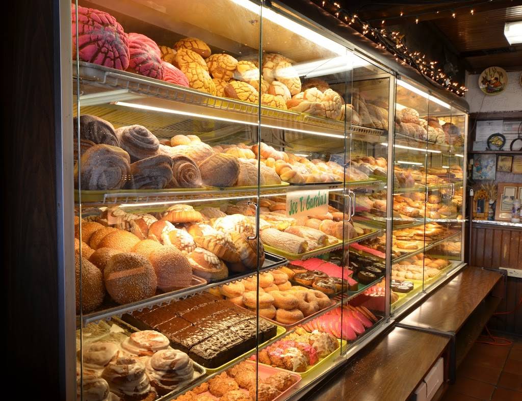 Esperanzas Restaurant & Bakery | bakery | 2122 N Main St, Fort Worth, TX 76164, USA | 8176265770 OR +1 817-626-5770