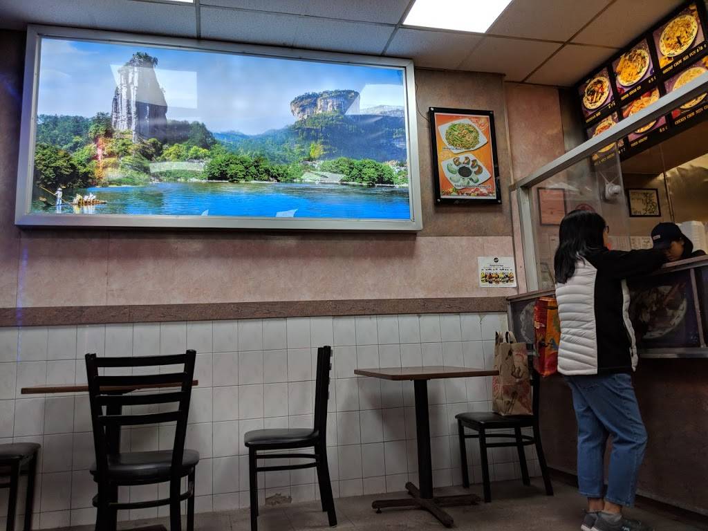 Teng Dragon | restaurant | 2260 1st Avenue #1, New York, NY 10035, USA | 2124263906 OR +1 212-426-3906