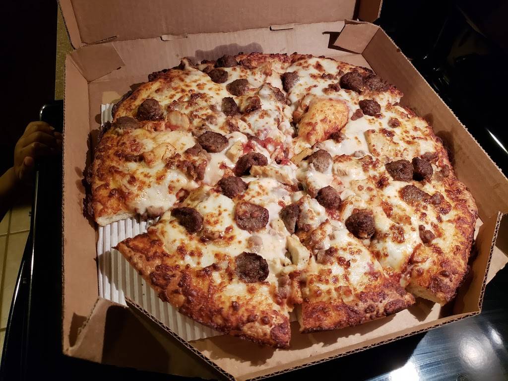 Pizza Hut | restaurant | 9441 Cullen Blvd, Houston, TX 77033, USA | 2812884444 OR +1 281-288-4444