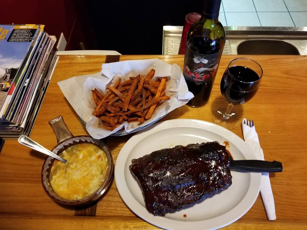 Ugly Duck | restaurant | 3331 Lincoln Way E, Wooster, OH 44691, USA | 3302625654 OR +1 330-262-5654