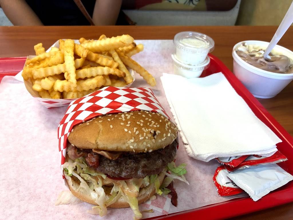 Frosty Queen | restaurant | 7800 Stockton Blvd, Sacramento, CA 95823, USA | 9166479172 OR +1 916-647-9172