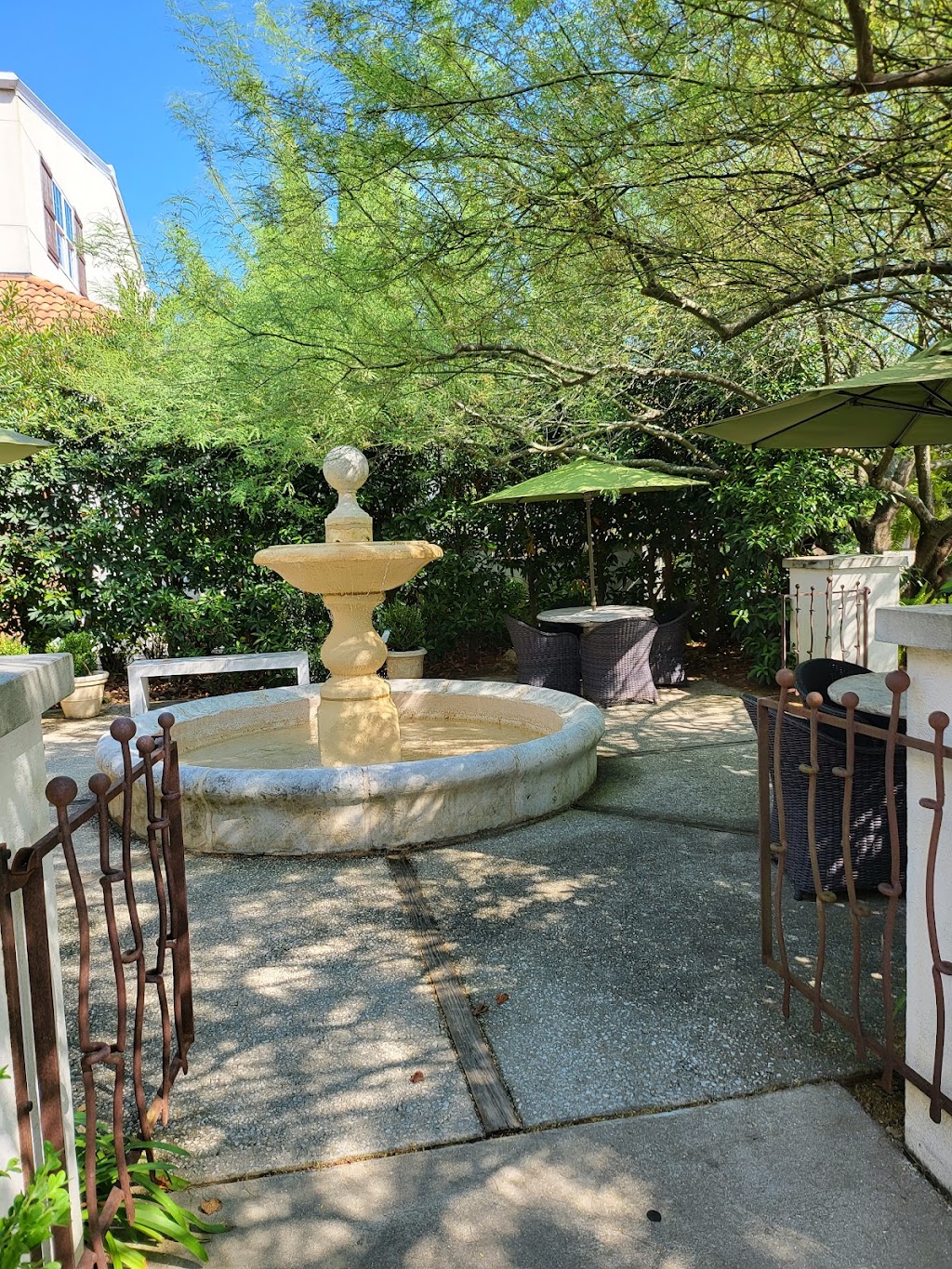 Jo’s...as always | restaurant | 501 N 9th Ave, Pensacola, FL 32501, USA | 8504665136 OR +1 850-466-5136