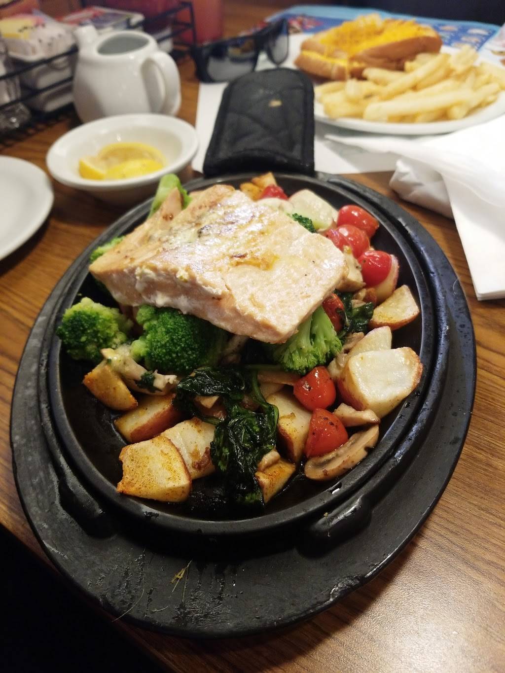 Dennys | restaurant | 11915 E Colonial Dr, Orlando, FL 32825, USA | 4073810379 OR +1 407-381-0379