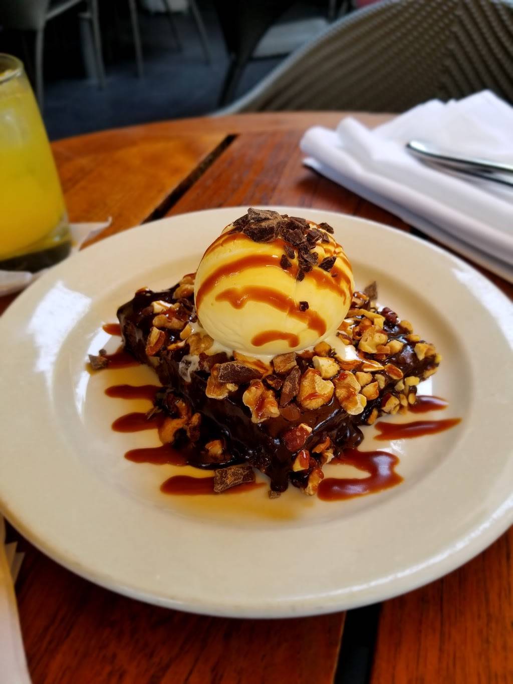 Hillstone | restaurant | 8300 Preston Rd, Dallas, TX 75225, USA | 2146918991 OR +1 214-691-8991