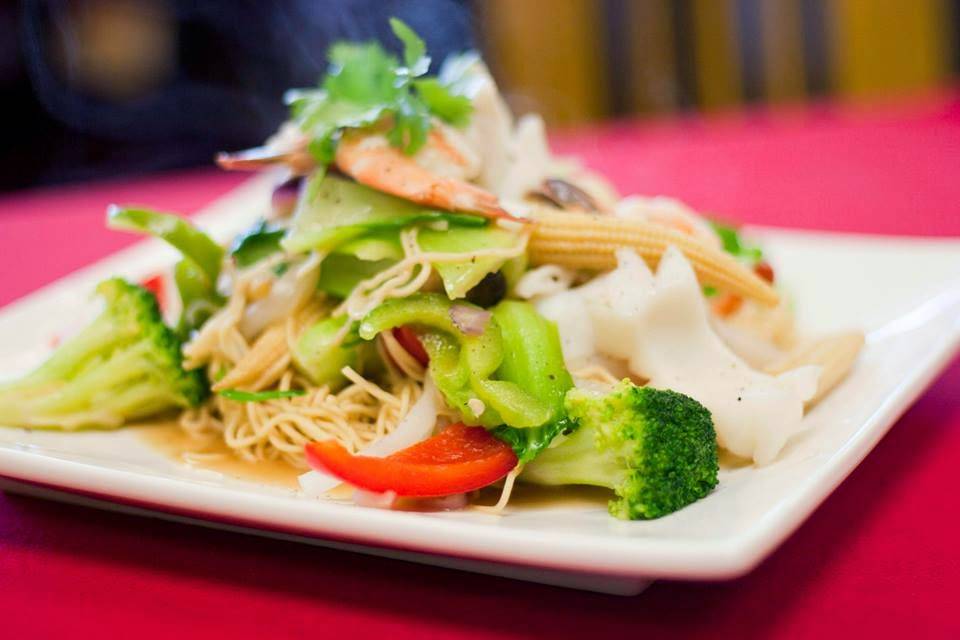 Pho No.1 Vietnamese Cuisine | restaurant | 5914 W Lawrence Ave, Chicago, IL 60630, USA | 7736573747 OR +1 773-657-3747
