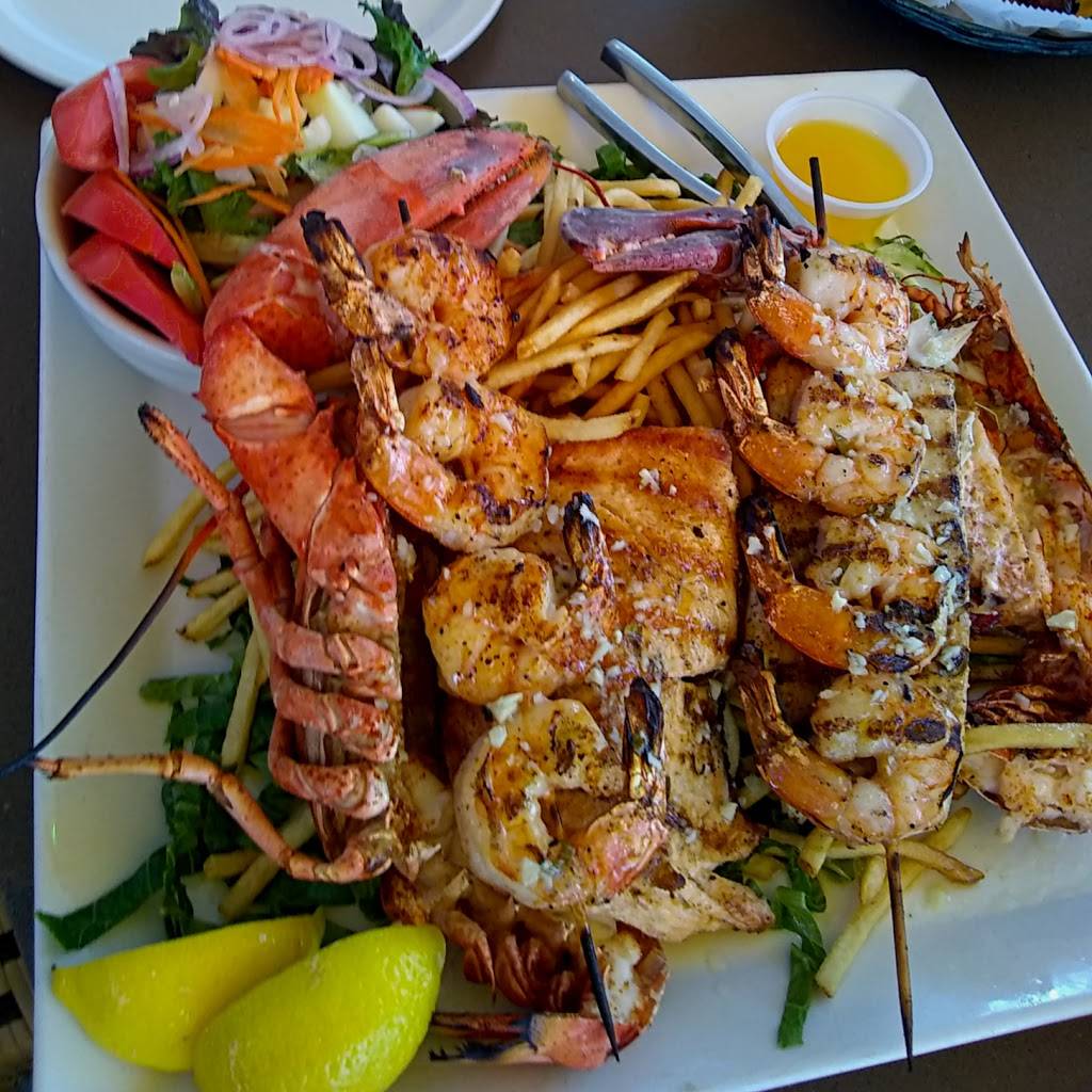 Carlyle Cafe | restaurant | 1250 Ocean Dr, Miami Beach, FL 33139, USA | 3055349414 OR +1 305-534-9414