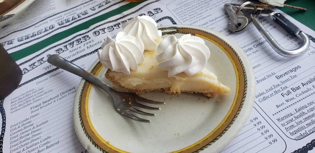 Myakka River Oyster Bar | restaurant | 121 Playmore Dr, Venice, FL 34293, USA | 9414239616 OR +1 941-423-9616