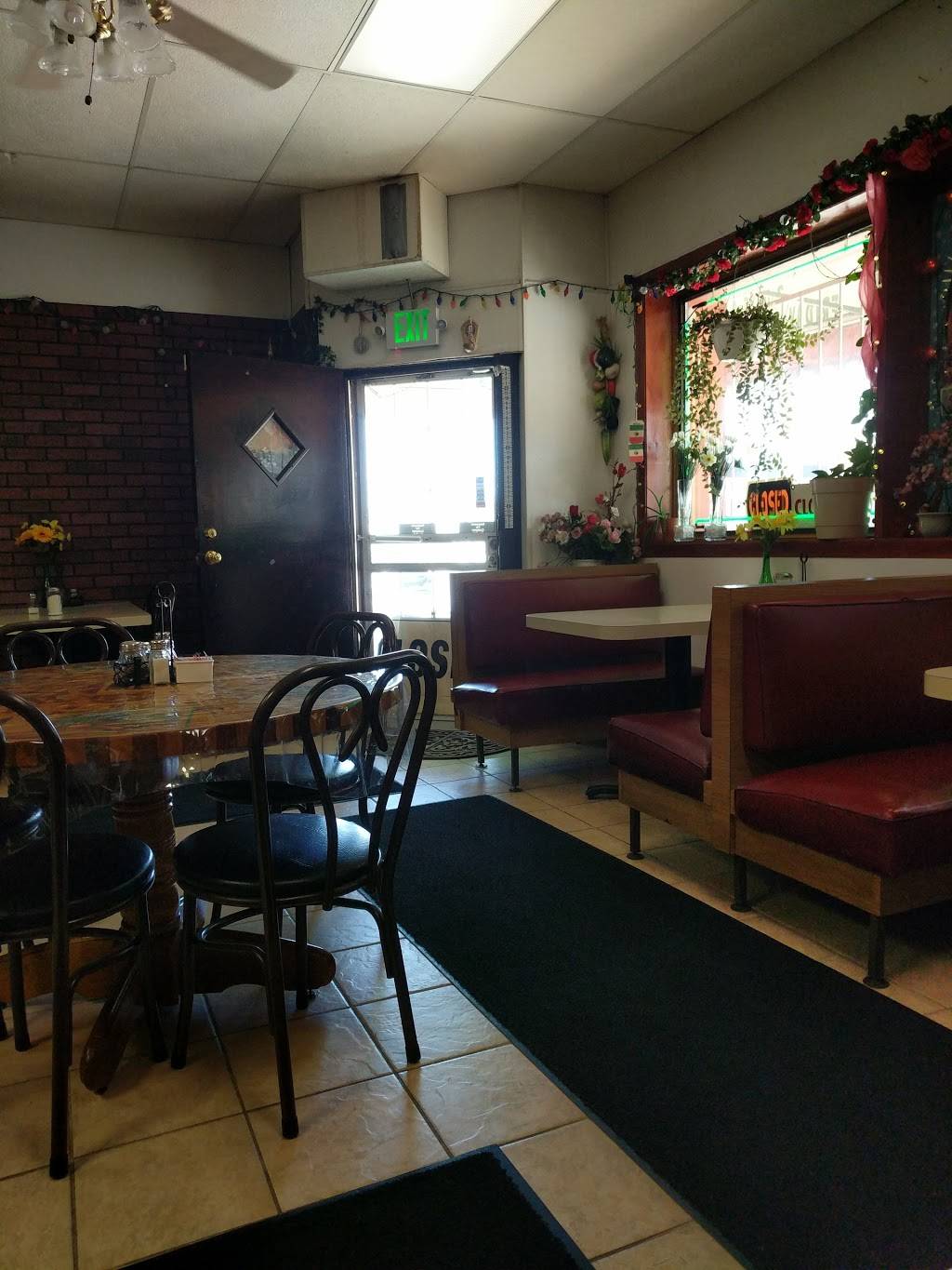 Casa Lupitas Restaurant | restaurant | 533 W Columbus Dr, East Chicago, IN 46312, USA | 2193989334 OR +1 219-398-9334