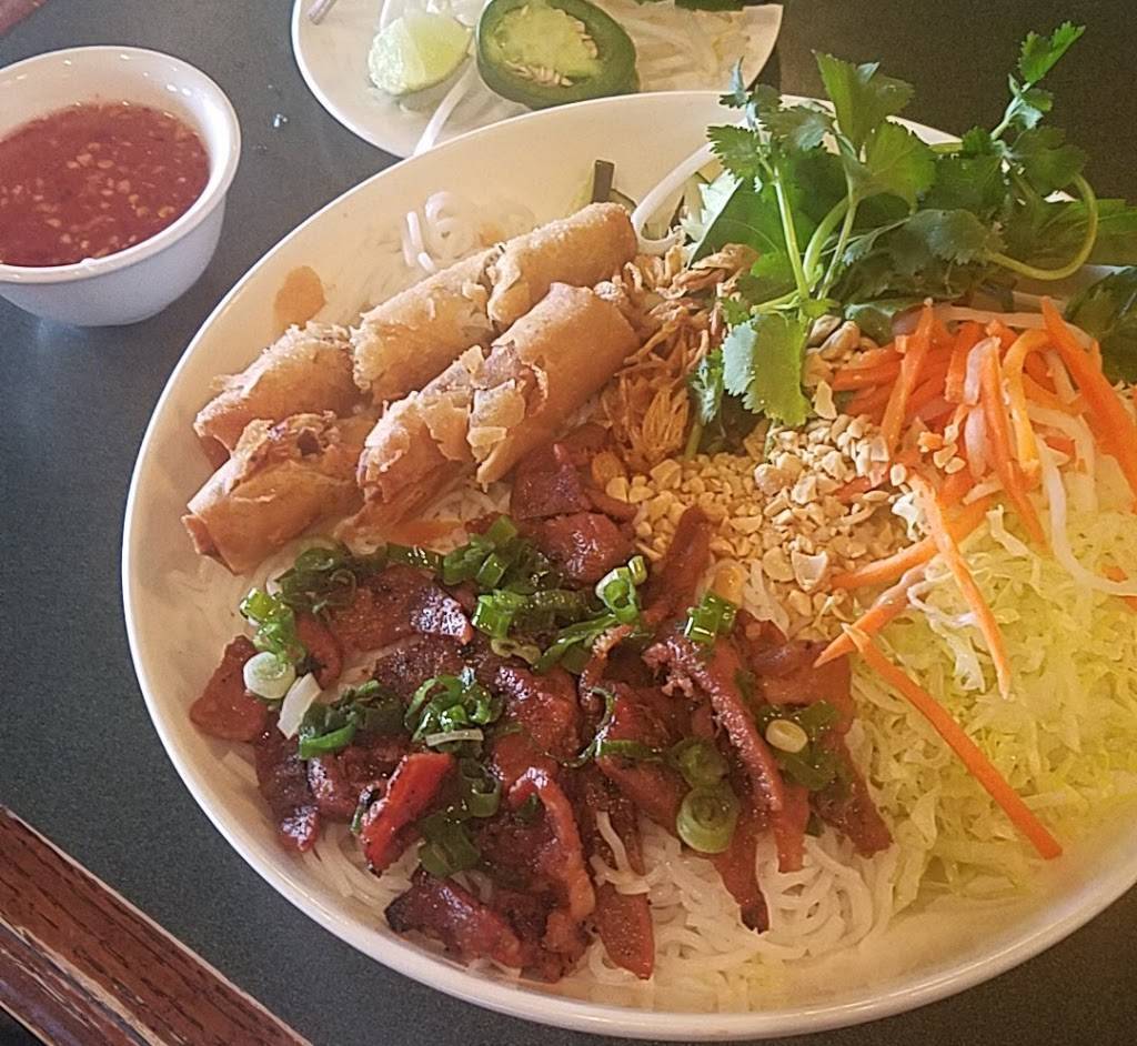 Pho Sen | restaurant | 8513 NE Hwy 99, Vancouver, WA 98665, USA | 3604339558 OR +1 360-433-9558