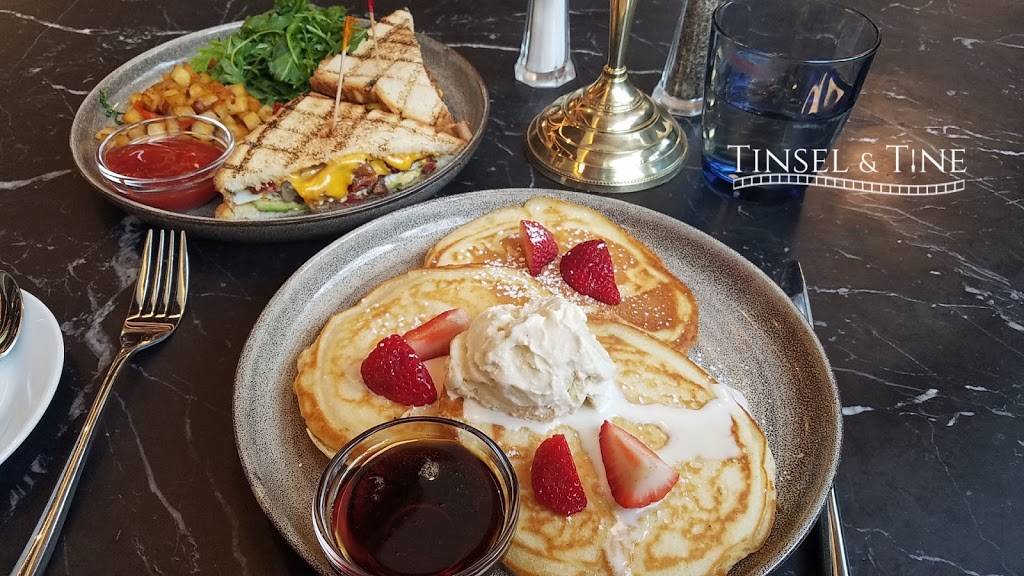 The Hadley | restaurant | Park Towne Place - East Tower, 2200 Benjamin Franklin Pkwy, Philadelphia, PA 19130, USA | 2159822654 OR +1 215-982-2654