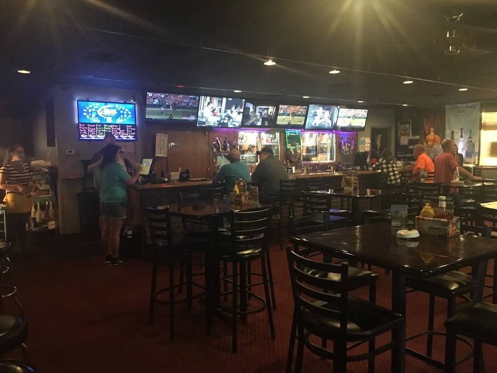 Taps Pub | restaurant | 124 Green Dr, Avilla, IN 46710, USA | 2608973331 OR +1 260-897-3331