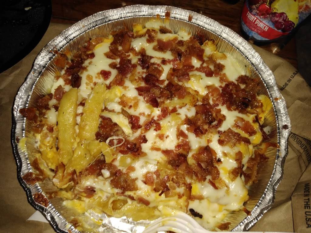 Dominicks Pizza | meal delivery | 995 E Pulaski Hwy, Elkton, MD 21921, USA | 4103988900 OR +1 410-398-8900