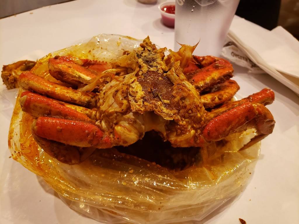 Shaking Crab (Brookline) | restaurant | 250 Harvard St, Brookline, MA 02446, USA | 6173835182 OR +1 617-383-5182