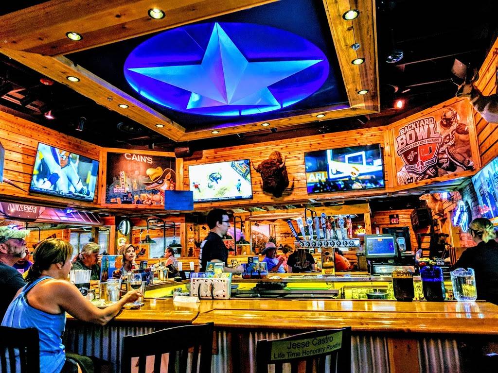 Texas Roadhouse | restaurant | 8204 S Olympia Ave W, Tulsa, OK 74132, USA | 9184457427 OR +1 918-445-7427