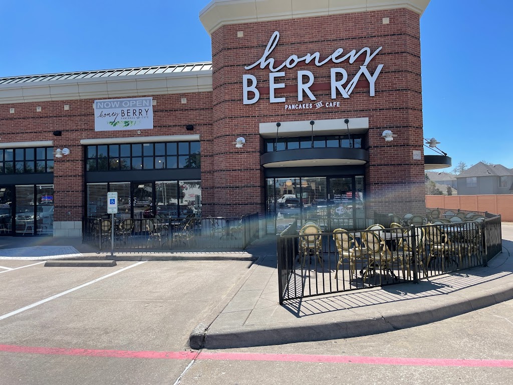 Honey Berry Pancakes and Cafe | restaurant | 4520 Frankford Rd, Dallas, TX 75287, USA | 9726450333 OR +1 972-645-0333
