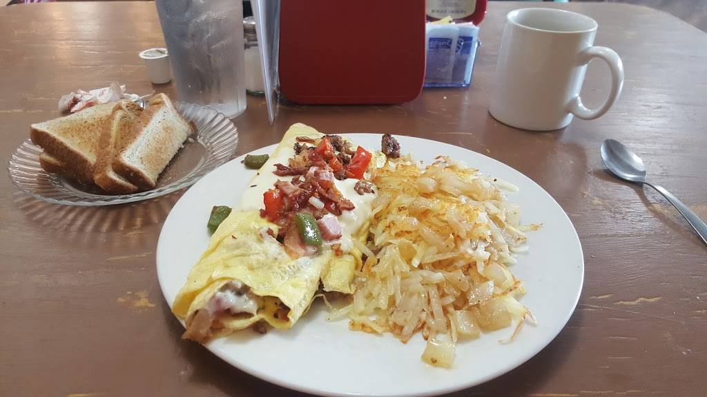 Chamberlains Good Thymes | cafe | 1413 Garden St, Titusville, FL 32796, USA | 3213857537 OR +1 321-385-7537