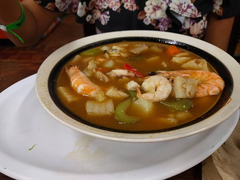 Carnitas y Mariscos Las Morelianas | restaurant | 2822 Imperial Ave, San Diego, CA 92102, USA | 6192396284 OR +1 619-239-6284