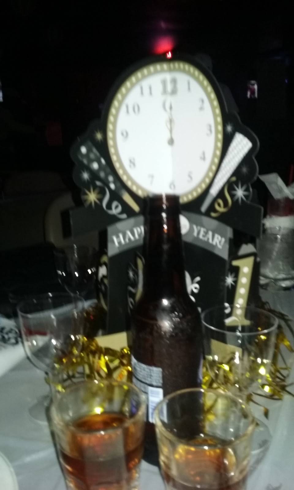 Greenwoods Bar & Grill | restaurant | 301 N New Braunfels Ave, San Antonio, TX 78202, USA | 2102241969 OR +1 210-224-1969