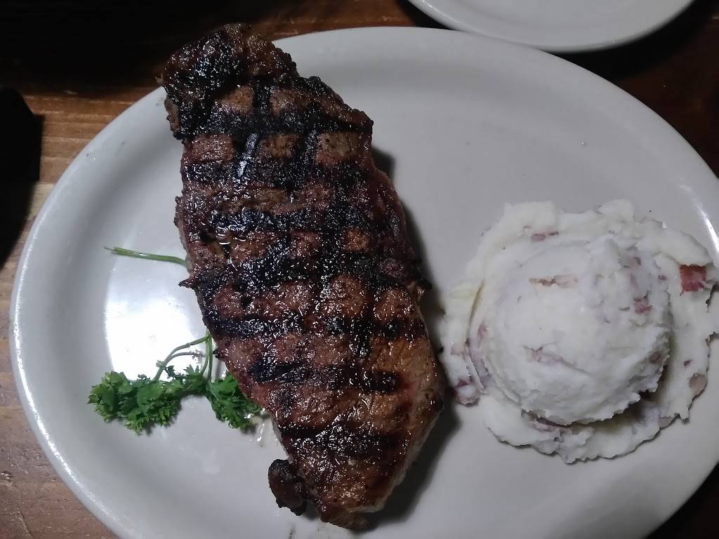 Coltons Steak House & Grill | restaurant | 303 Angelos Grove Blvd, Marion, AR 72364, USA | 8707391900 OR +1 870-739-1900