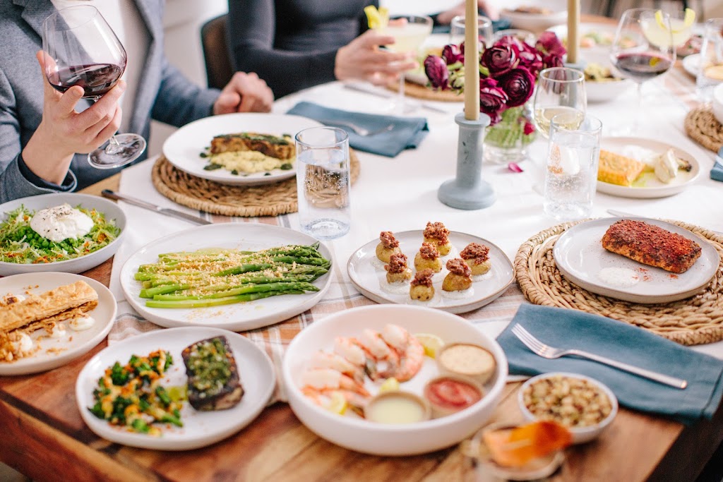 Entrée | restaurant | 1639 S Wabash Ave, Chicago, IL 60616, USA | 3125845998 OR +1 312-584-5998