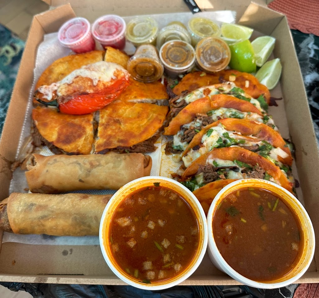 Veronica’s Mexican Restaurant | restaurant | 5044 Poplar Level Rd, Louisville, KY 40219, USA | 5023330473 OR +1 502-333-0473