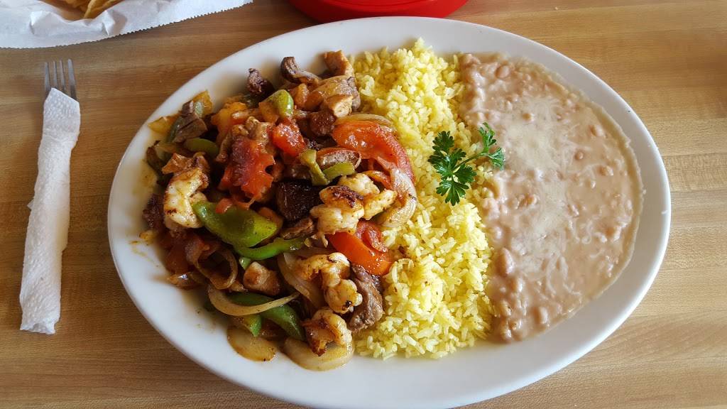 Agua Verde | restaurant | 625 W Pacific Coast Hwy, Wilmington, CA 90744, USA | 3105491033 OR +1 310-549-1033