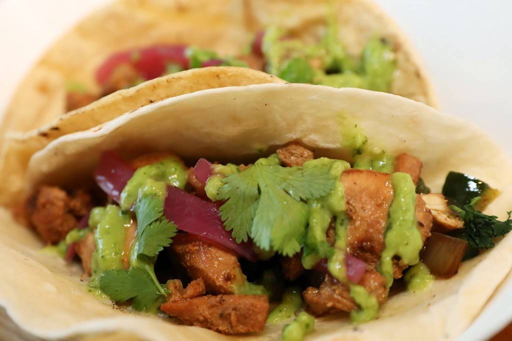 The Guac Box | restaurant | 1400 W State St, West Lafayette, IN 47906, USA | 7654213230 OR +1 765-421-3230