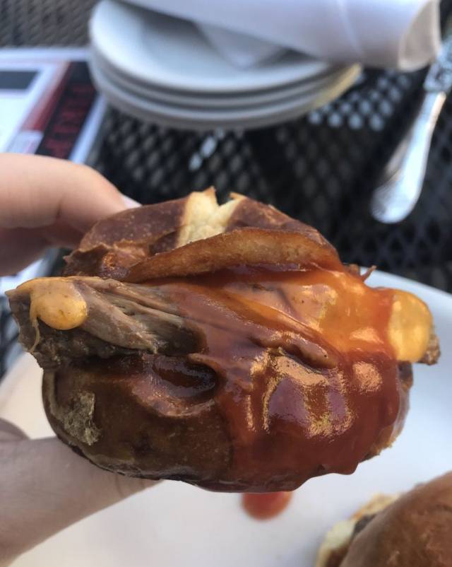 The Fireplace Inn | restaurant | 1448 N Wells St, Chicago, IL 60610, USA | 3126645264 OR +1 312-664-5264