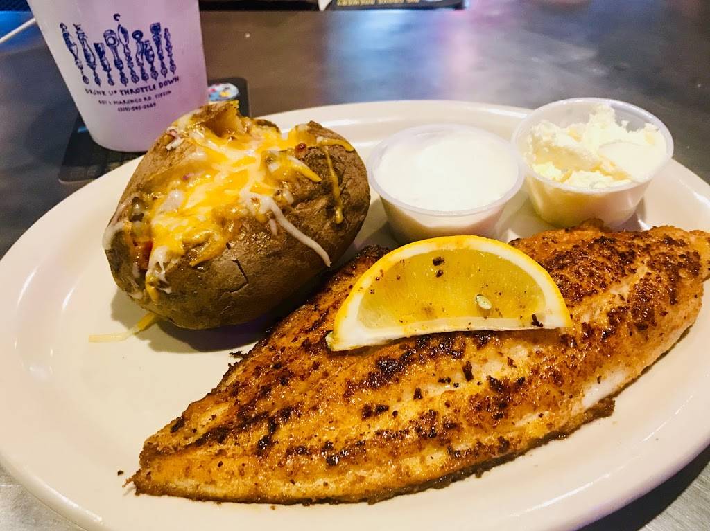 Throttle Down Sports Bar & Grill | restaurant | 607 E Marengo Rd, Tiffin, IA 52340, USA | 3195452669 OR +1 319-545-2669