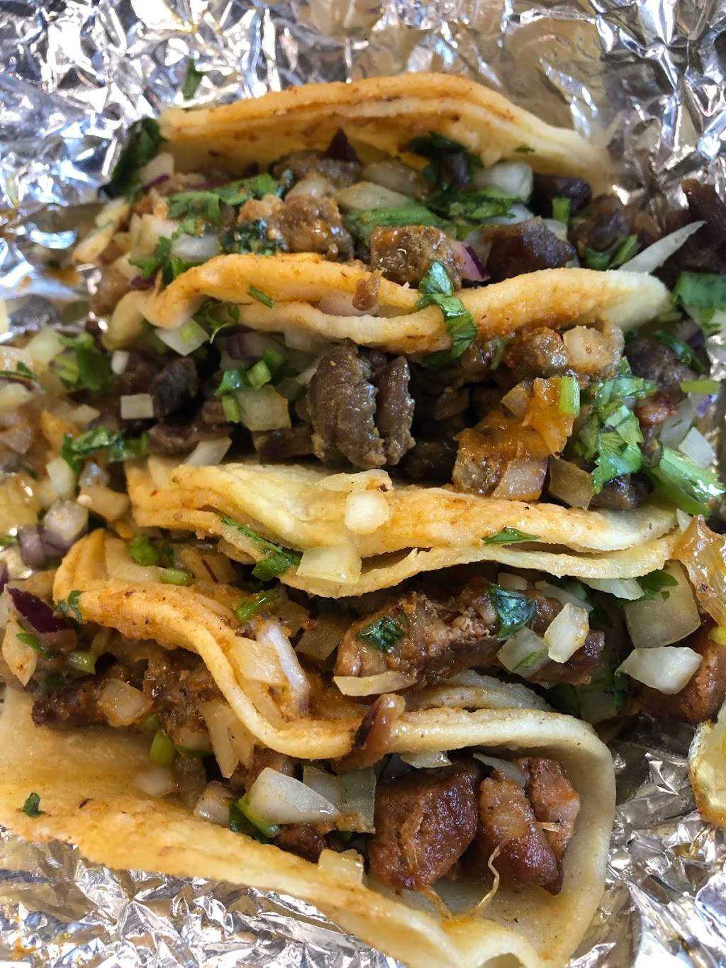 Taqueria Silvas | restaurant | 3711 E 18th St, Kansas City, MO 64127, USA | 8162911480 OR +1 816-291-1480