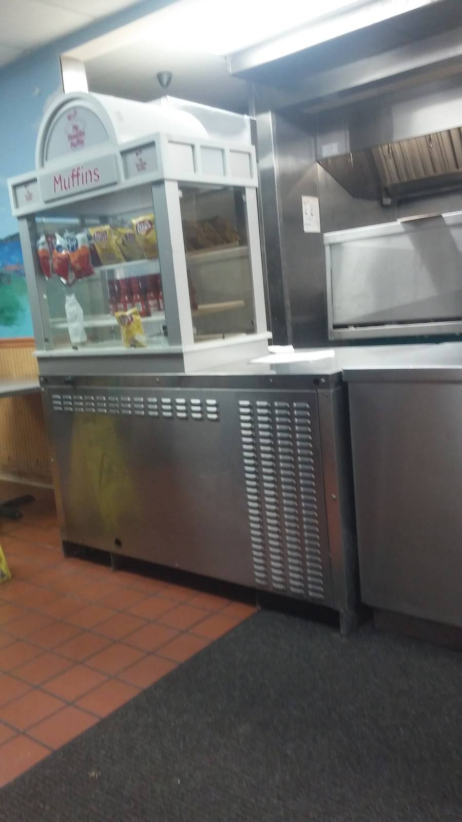 Redds Snapper Seafoods II | restaurant | 6016 W Lisbon Ave, Milwaukee, WI 53210, USA | 4144424774 OR +1 414-442-4774