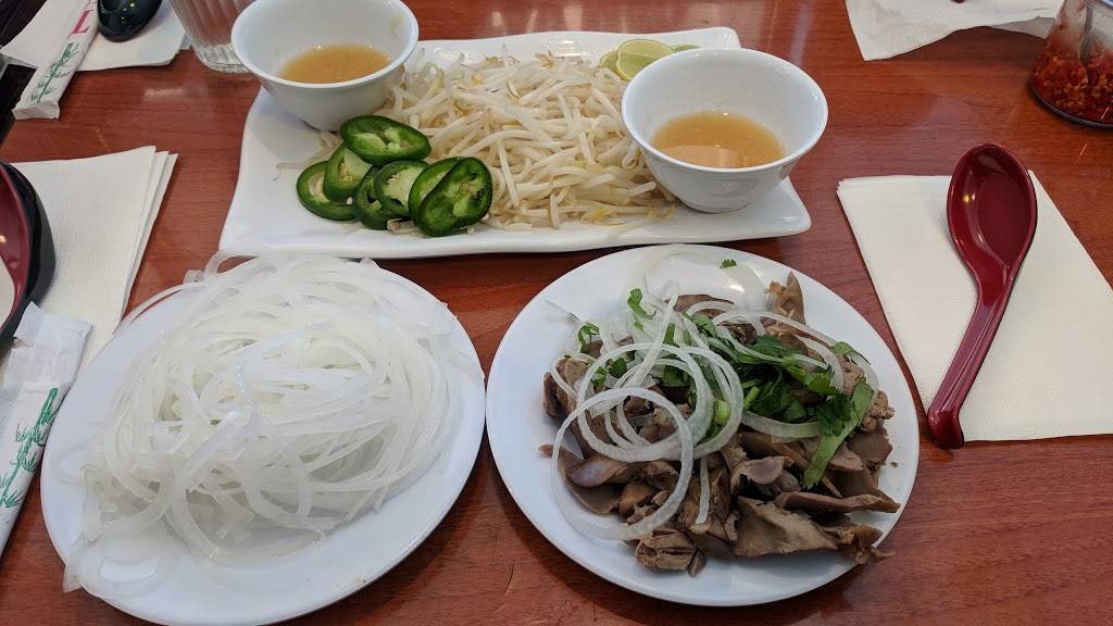 Pho Ga Hai Van | restaurant | Westminster, CA 92683, USA | 6574009140 OR +1 657-400-9140