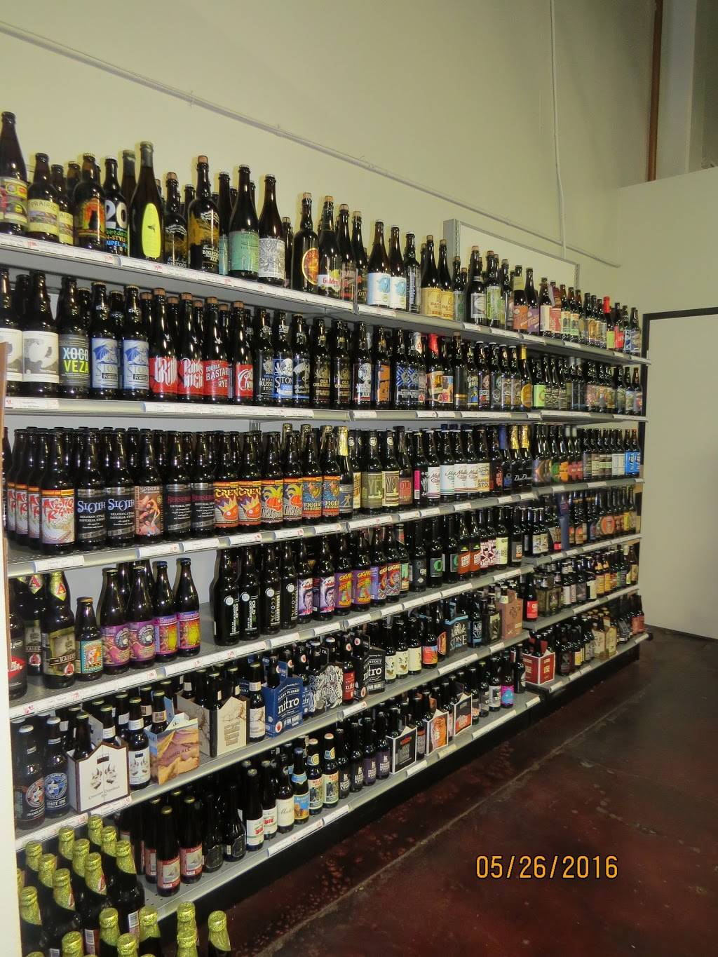 The Original Wine Club | night club | 1431 Village Way, Santa Ana, CA 92705, USA | 8009665432 OR +1 800-966-5432