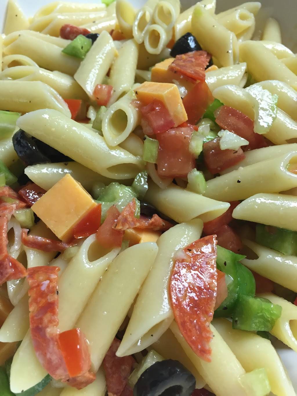 Melfi & Santangelos | restaurant | 909 N State St, Girard, OH 44420, USA | 3305452722 OR +1 330-545-2722