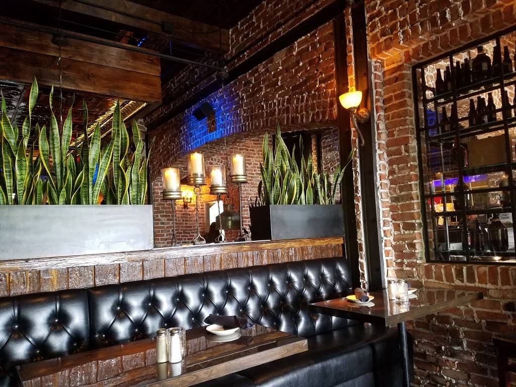 Bobby-Q BBQ Restaurant and Steakhouse | restaurant | 3154 E Camelback Rd, Phoenix, AZ 85016, USA | 6026268856 OR +1 602-626-8856