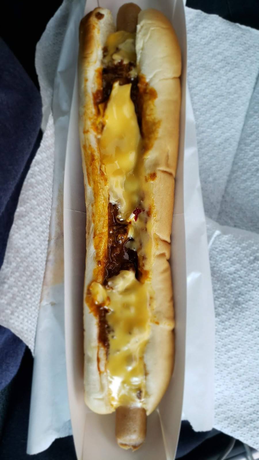 Classic 50S Drive-In | restaurant | 1521 W Lindsey St, Norman, OK 73069, USA | 4053212271 OR +1 405-321-2271