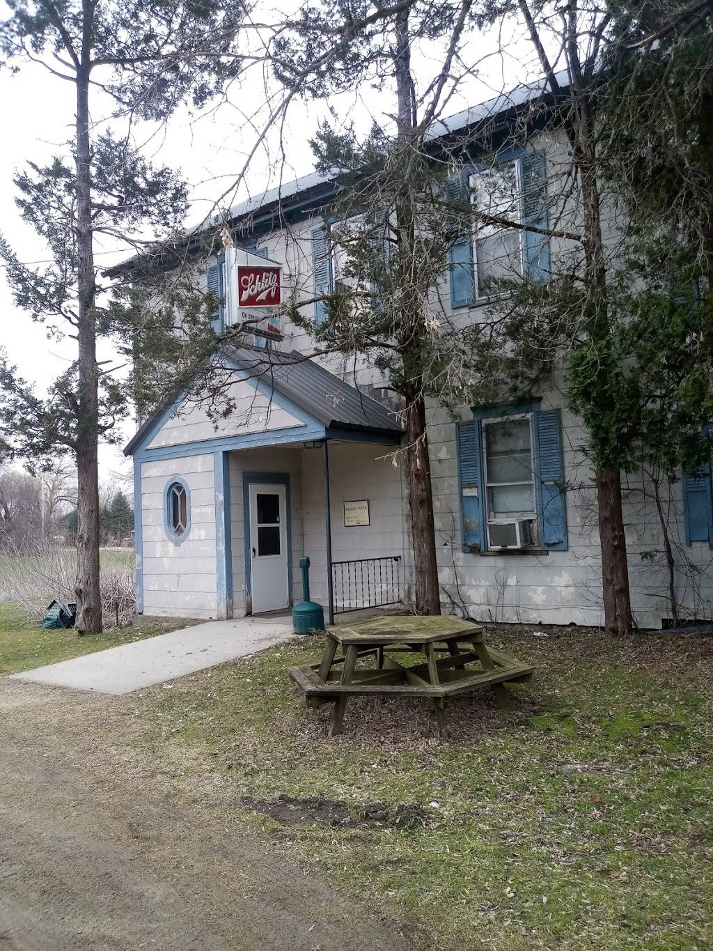 Heines Famous Pizza LLC | restaurant | Center St, Horicon, WI 53032, USA | 9203862181 OR +1 920-386-2181