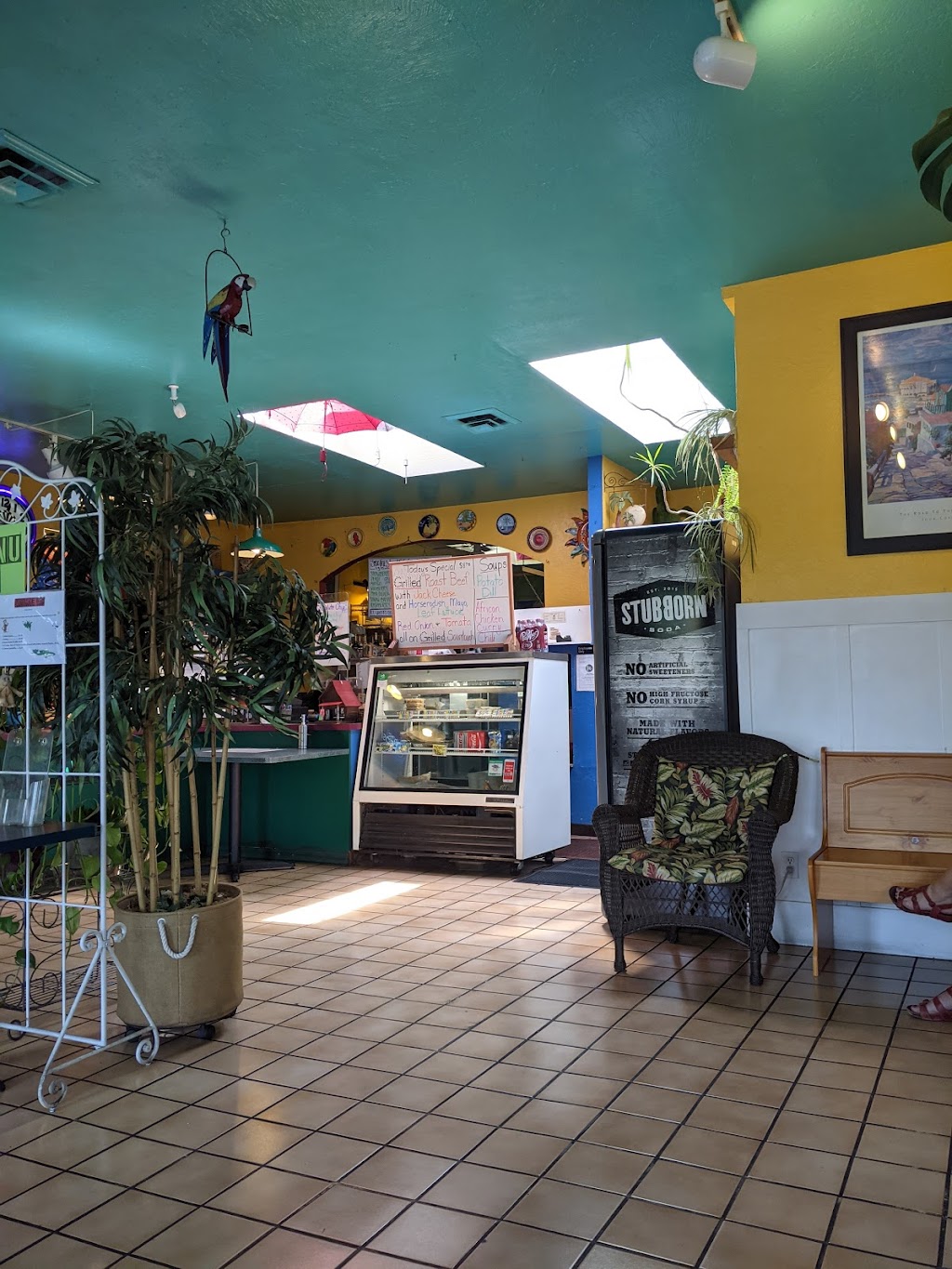 Squeeze Inn Sandwich Shop | restaurant | 616 Crater Lake Ave, Medford, OR 97504, USA | 5417727489 OR +1 541-772-7489