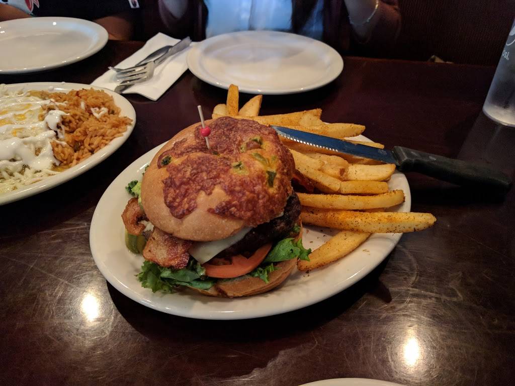 Winchells Pub & Grill | restaurant | 199 E Warm Springs Rd, Las Vegas, NV 89119, USA | 7023097600 OR +1 702-309-7600