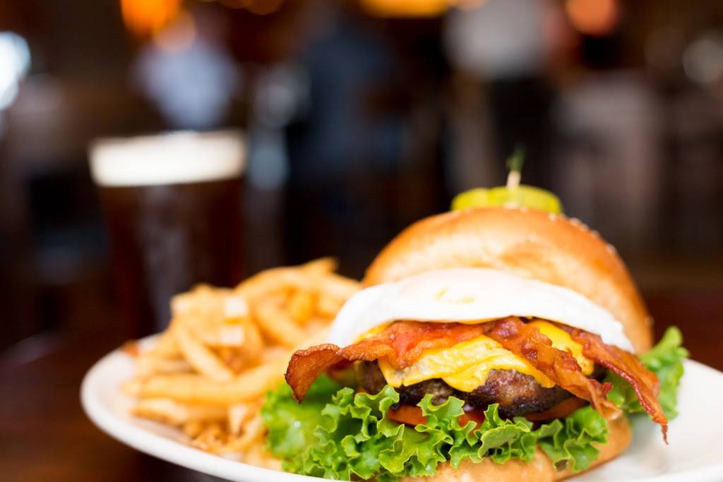 Rockwood Tap House | restaurant | 3131 Finley Rd, Downers Grove, IL 60515, USA | 6309643131 OR +1 630-964-3131