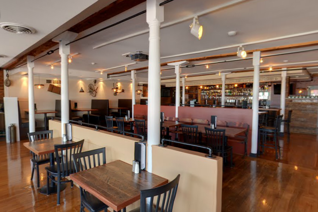 Inn On the Blues | night club | 7 Ocean Ave, York Beach, ME 03910, USA | 2073513221 OR +1 207-351-3221