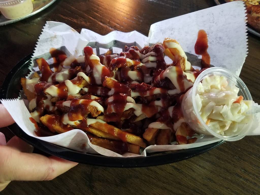 Lighthouse Pizza | restaurant | 1004 S 74th Plaza, Omaha, NE 68114, USA | 4029326660 OR +1 402-932-6660